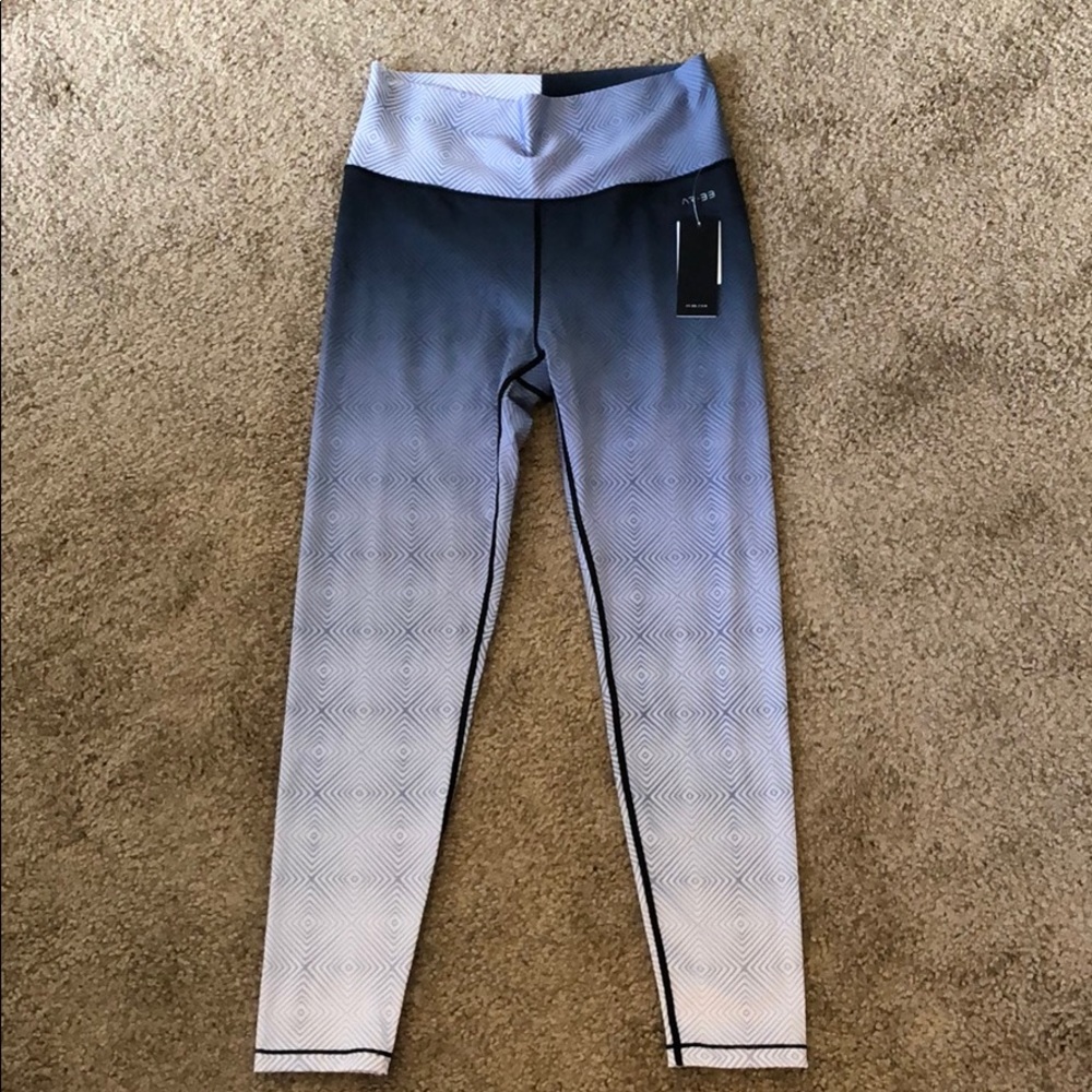AR33 ombré high waisted leggings NWT!